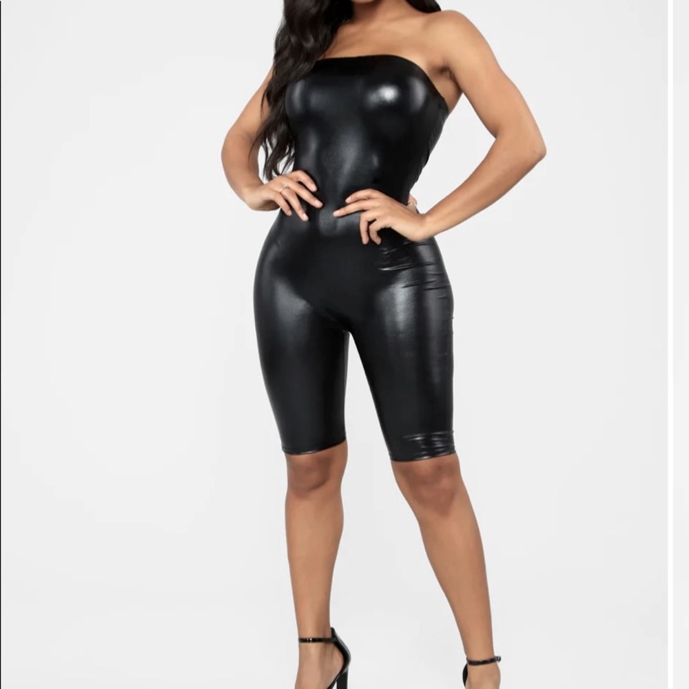 Women’s faux leather romper Size large.